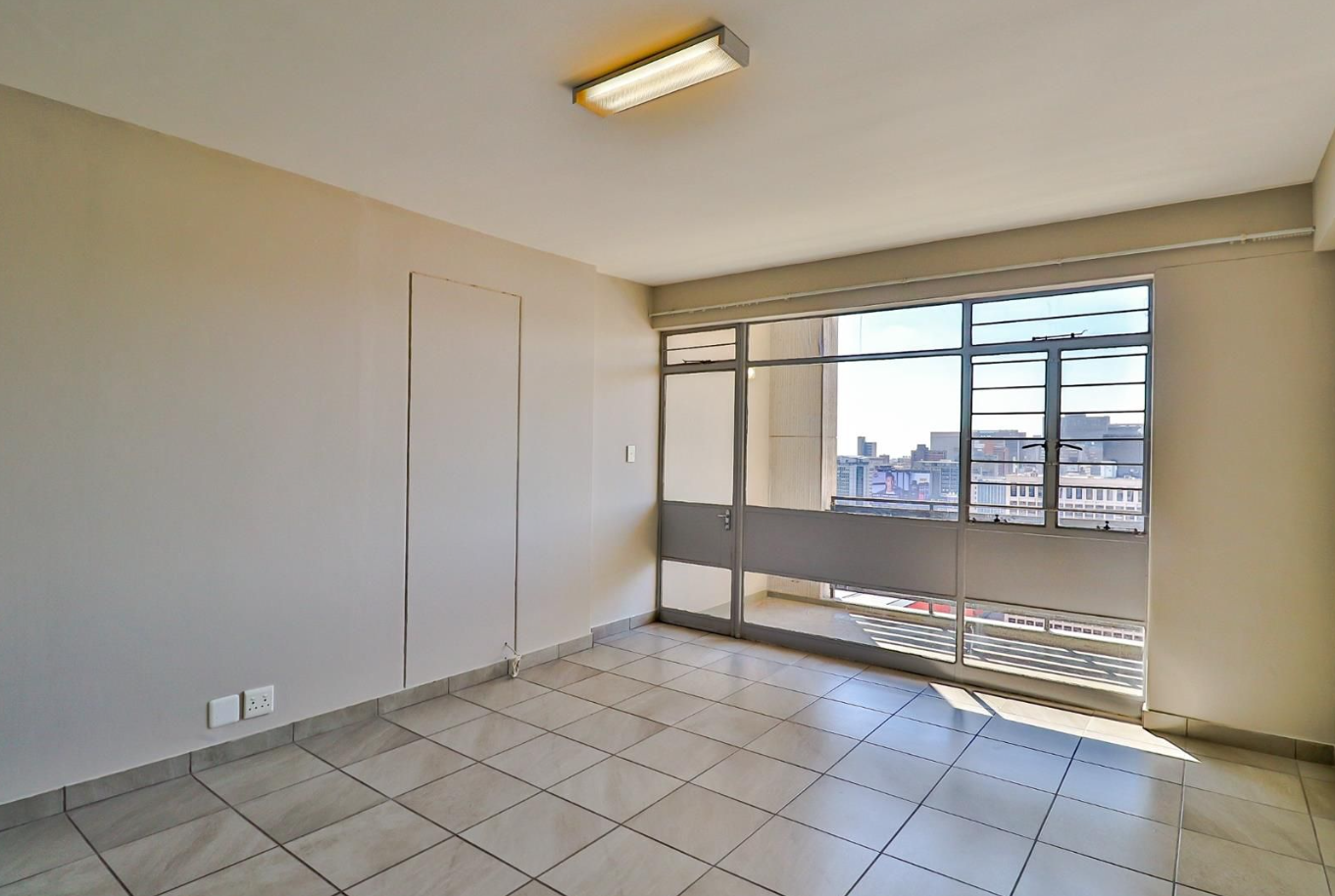 Apartments to Rent – Plein Street, Johannesburg CBD - Flats & Houses