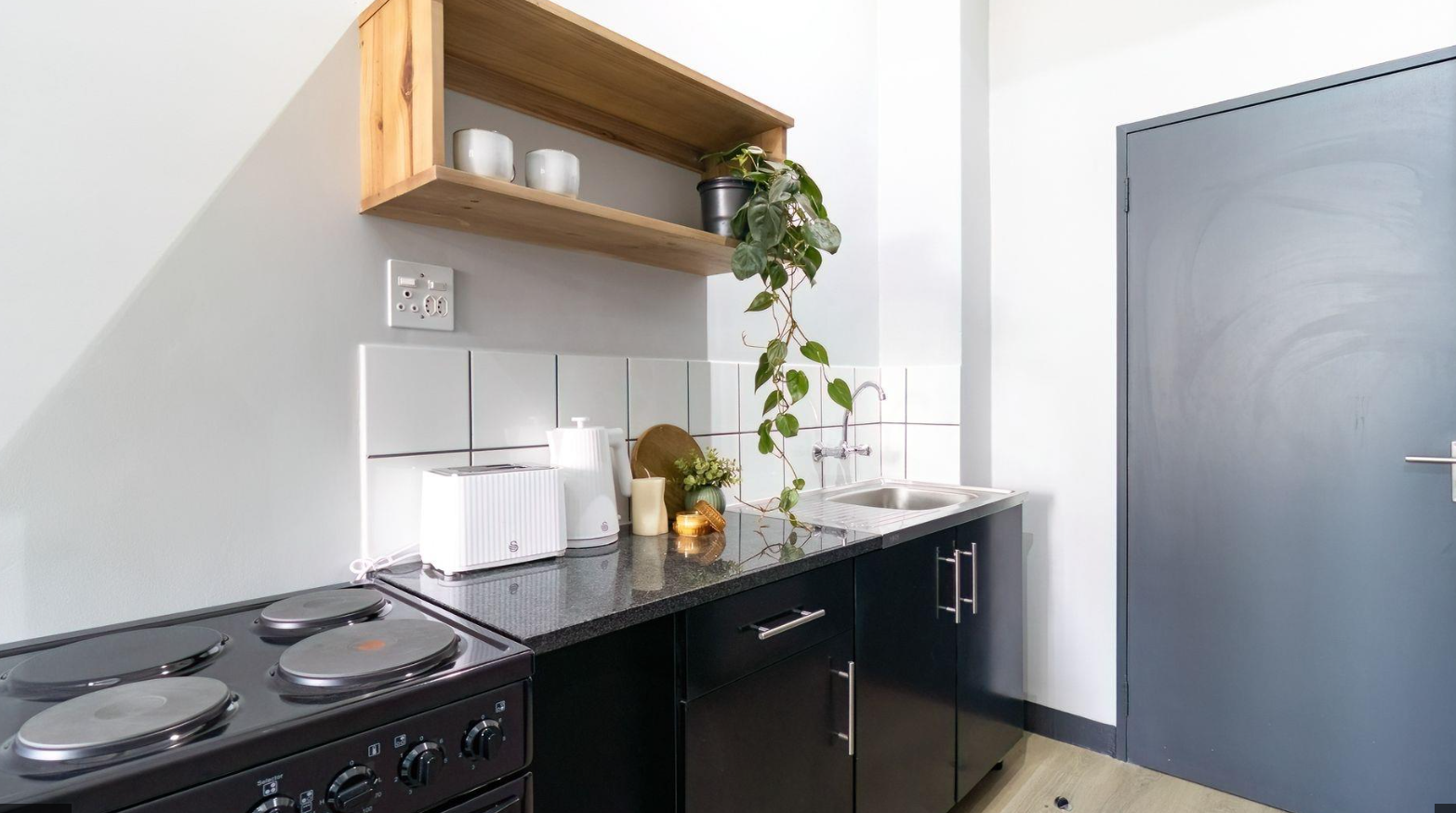 1 Bedroom to Rent in Maboneng JHB 10
