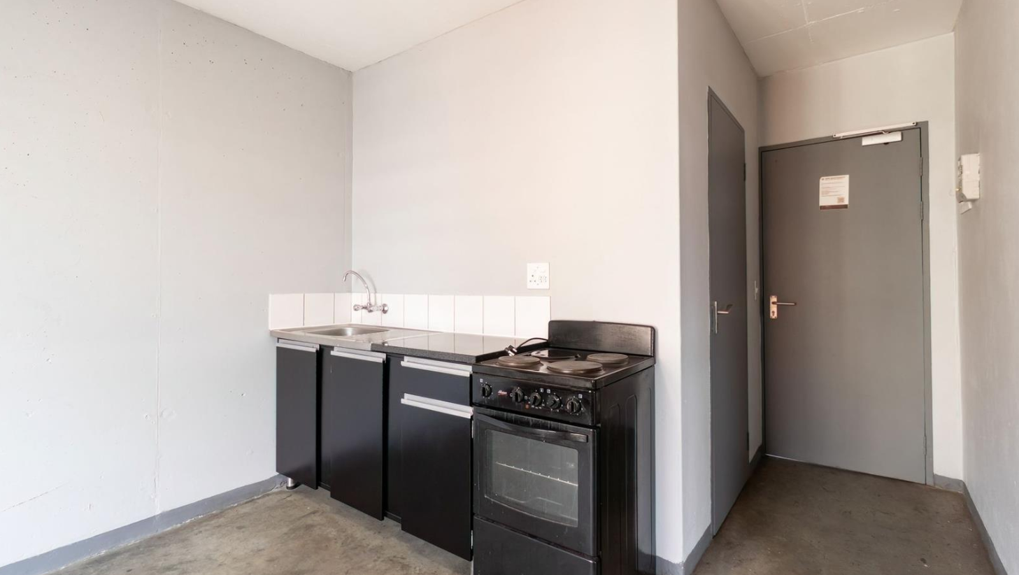 2 Bedroom Apartment to rent in New Doornfontein JHB 8