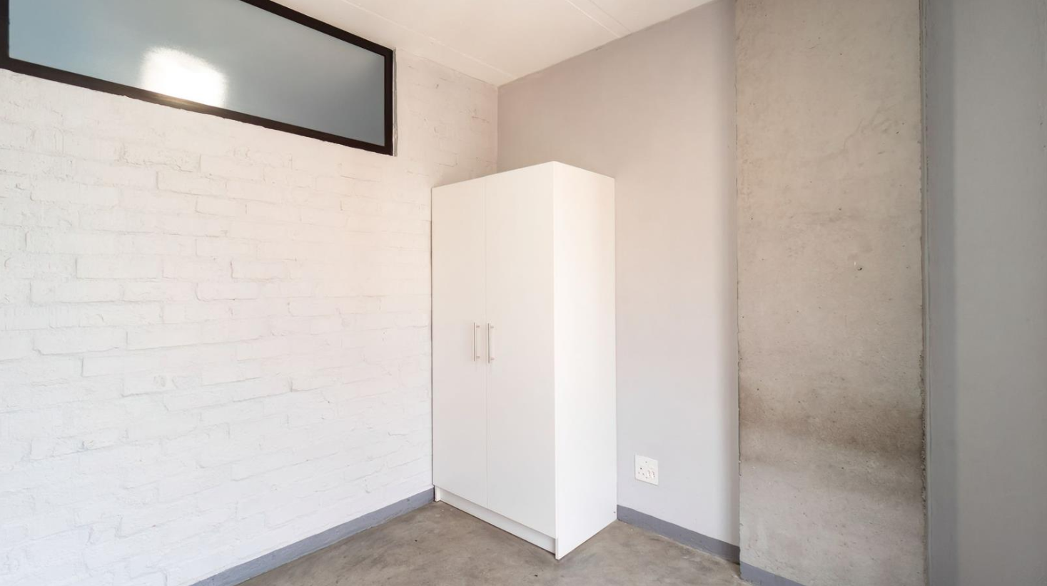 2 Bedroom Apartment to rent in New Doornfontein JHB 9