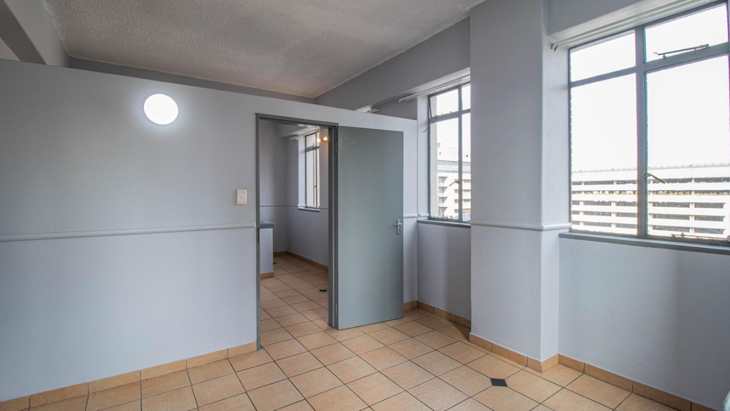 1 Bedroom Apartment to rent in Maboneng JHB Von Weilligh Street 12